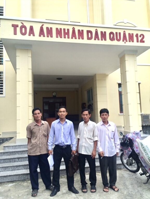Giải Quyết Tranh Chấp Đất Đai